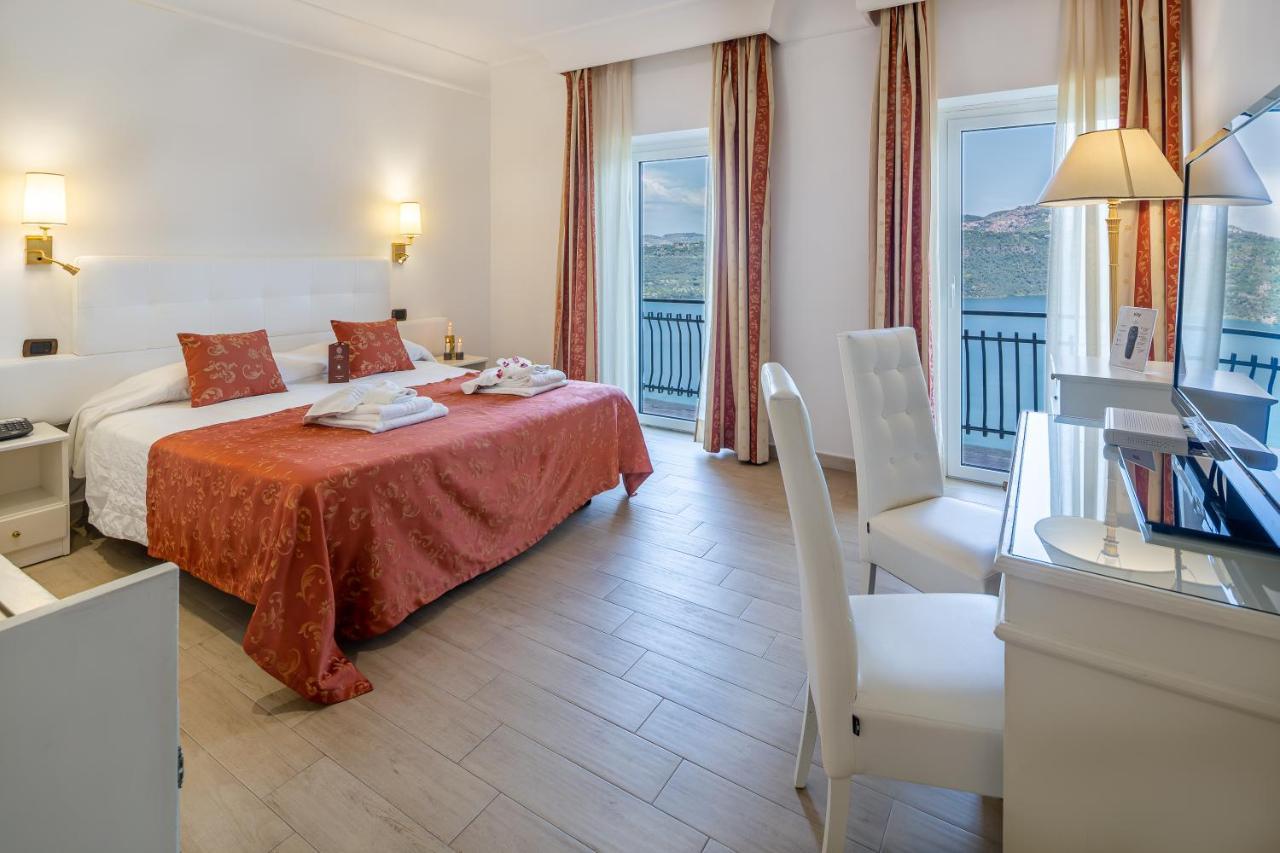 Hotel Castel Gandolfo Εξωτερικό φωτογραφία